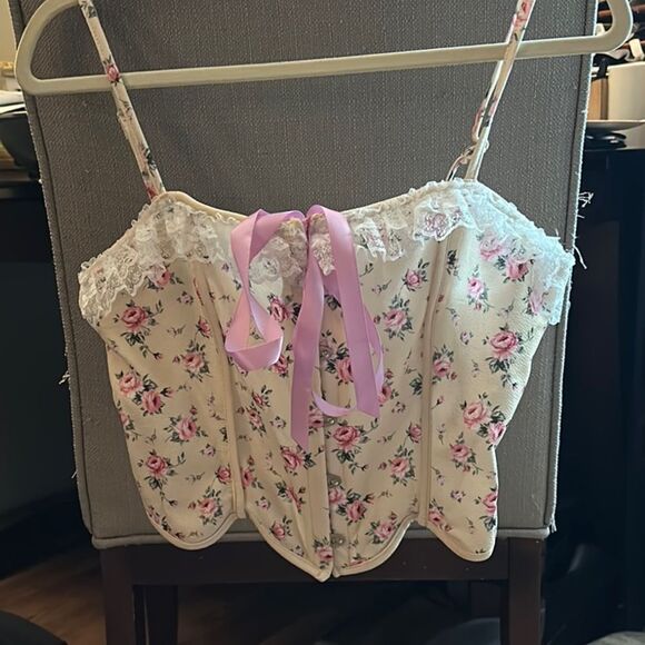 Amazon Floral Lace Trim Corset - Cream and Pink - Picture 10 of 11